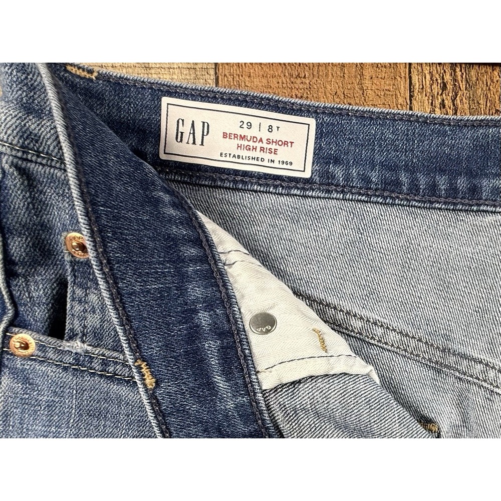 LOT OF 2 GAP Bermuda Shorts Women's 29/8T High Rise Denim White Blue Jean - Picture 13 of 15